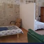 Appartement Au Cœur De La Cité *